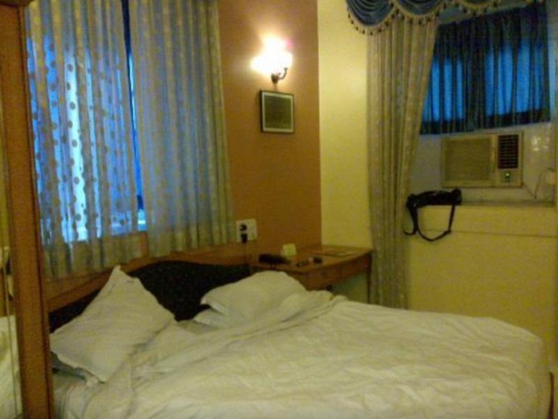 Hotel Ritz Пуне Екстер'єр фото