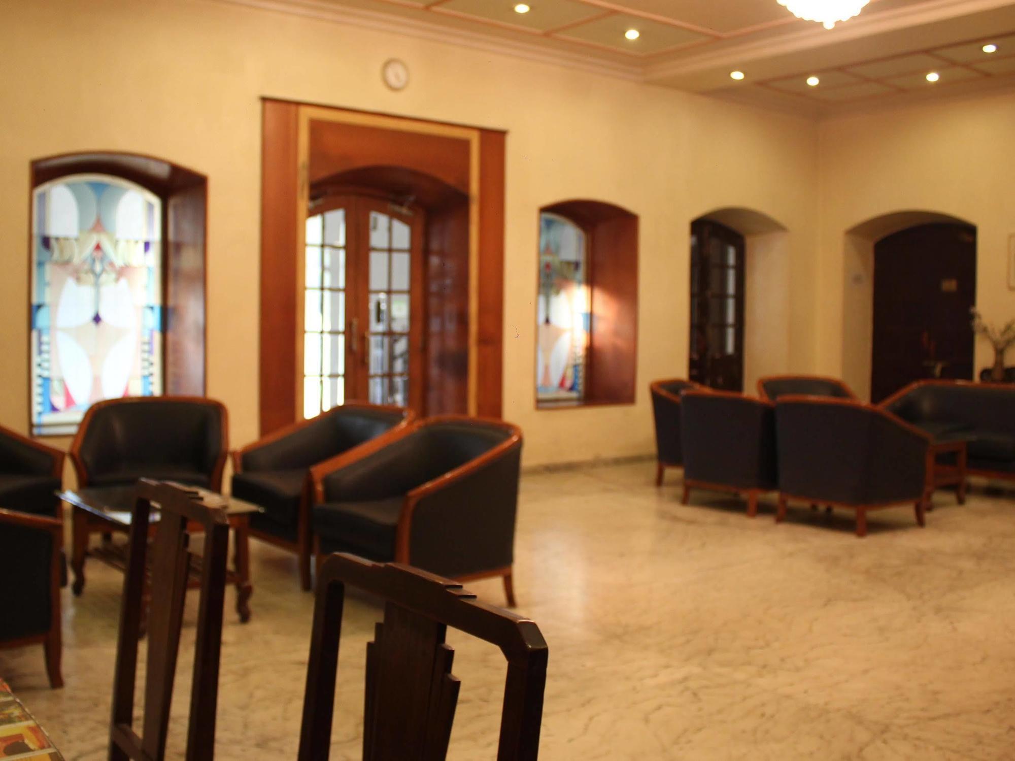 Hotel Ritz Пуне Екстер'єр фото
